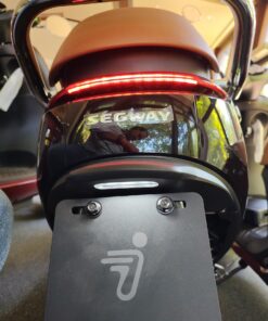 Alternative view of Segway e-Roller E125S mit ABS-System: Sicherheit und Komfort auf zwei Rädern
