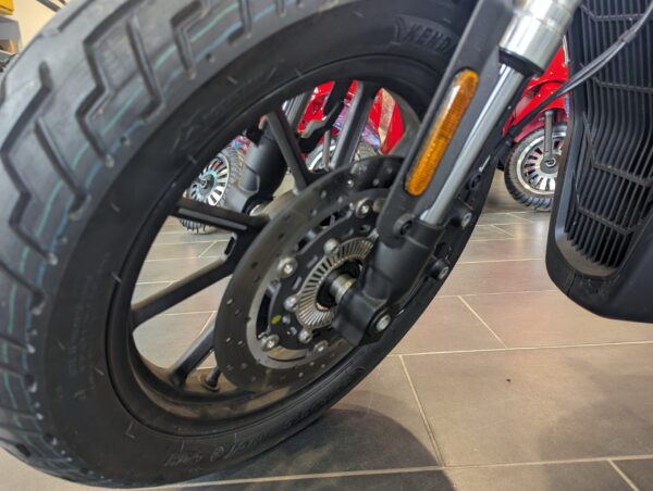 Storm 8000W Elektromotorrad: Hochleistungs-E-Bike mit 120 km/h Spitzengeschwindigkeit – Bild 7