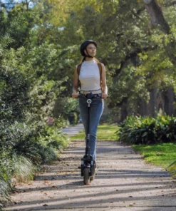 Alternative view of NIU KQi 300P - Hochwertiger Elektro-Scooter für nachhaltige Mobilität