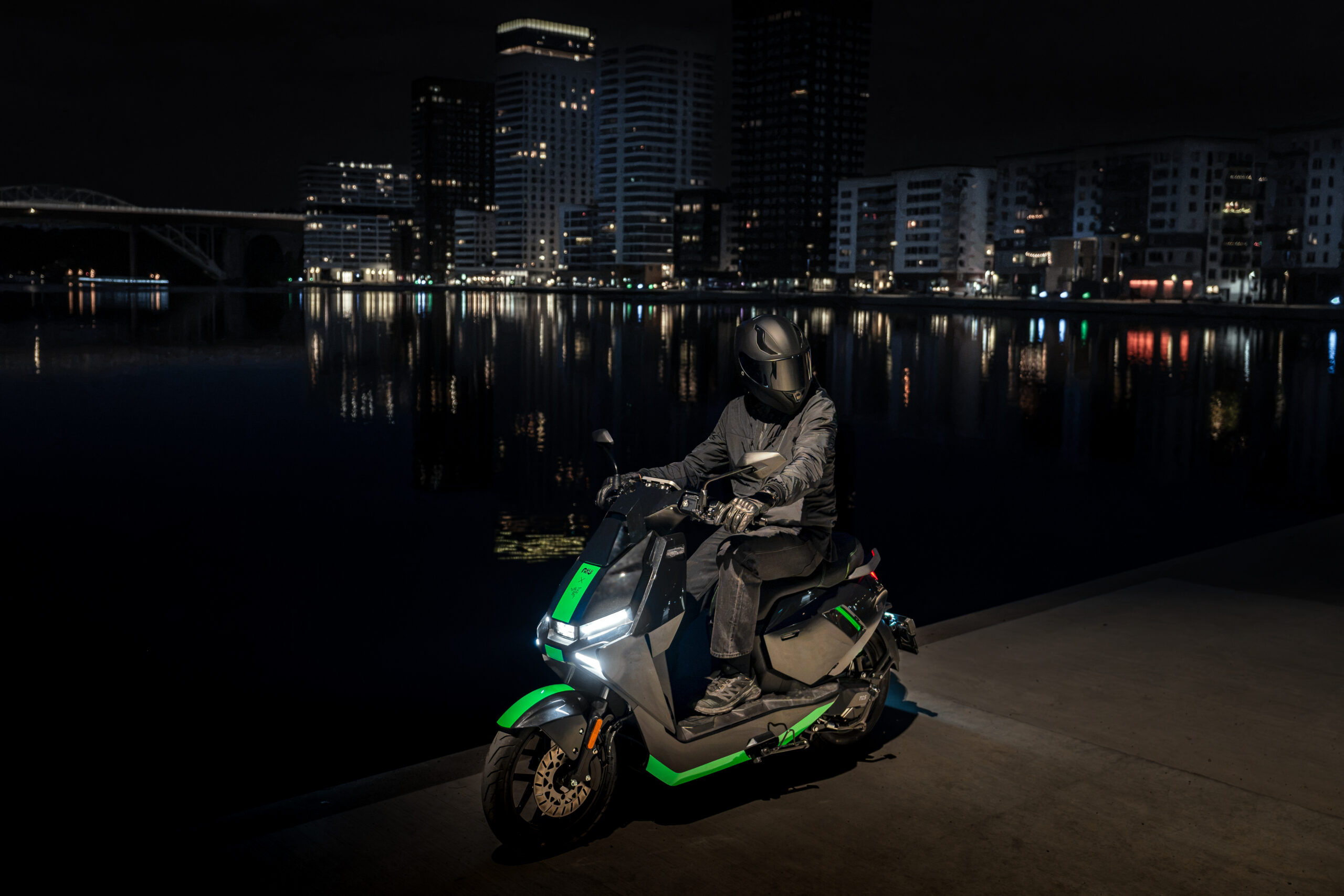 NIU FQiX 150 - Sondermodell Razer - Online bei NIU erhältlich – Bild 22