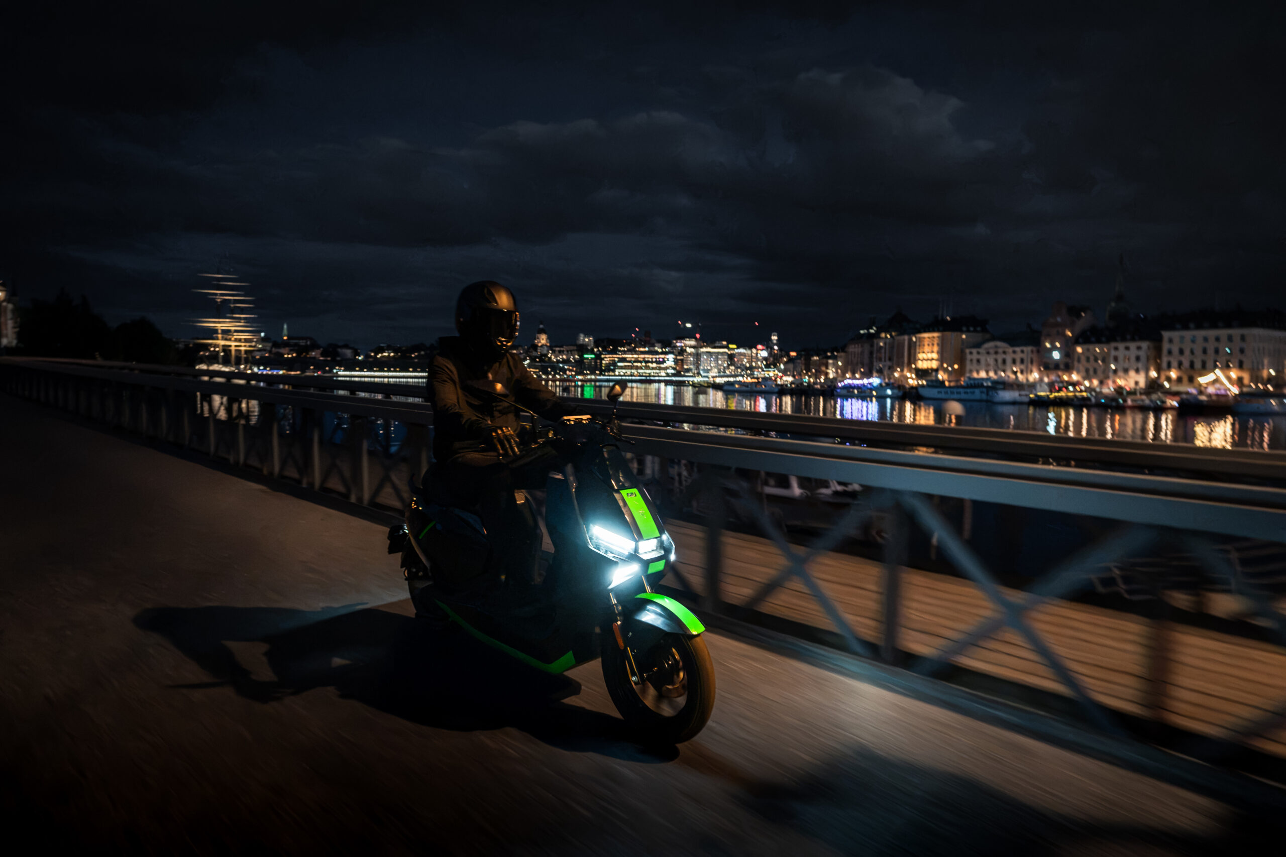 NIU FQiX 150 - Sondermodell Razer - Online bei NIU erhältlich – Bild 14