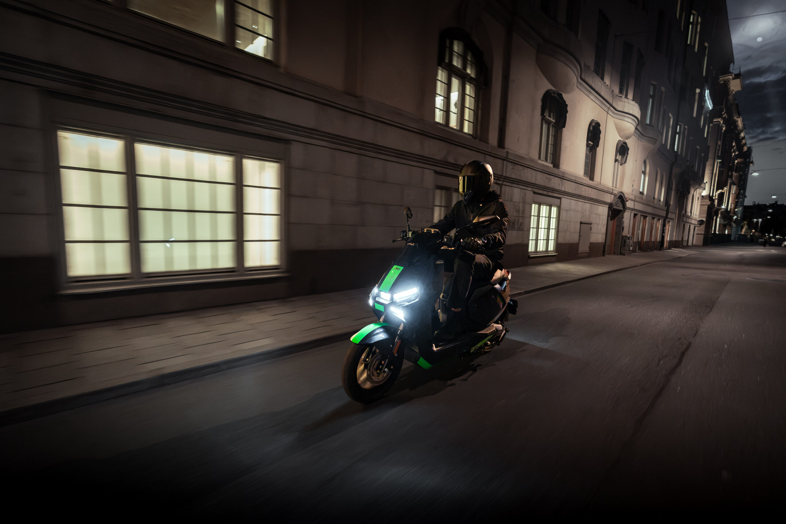 NIU FQiX 150 - Sondermodell Razer - Online bei NIU erhältlich – Bild 13