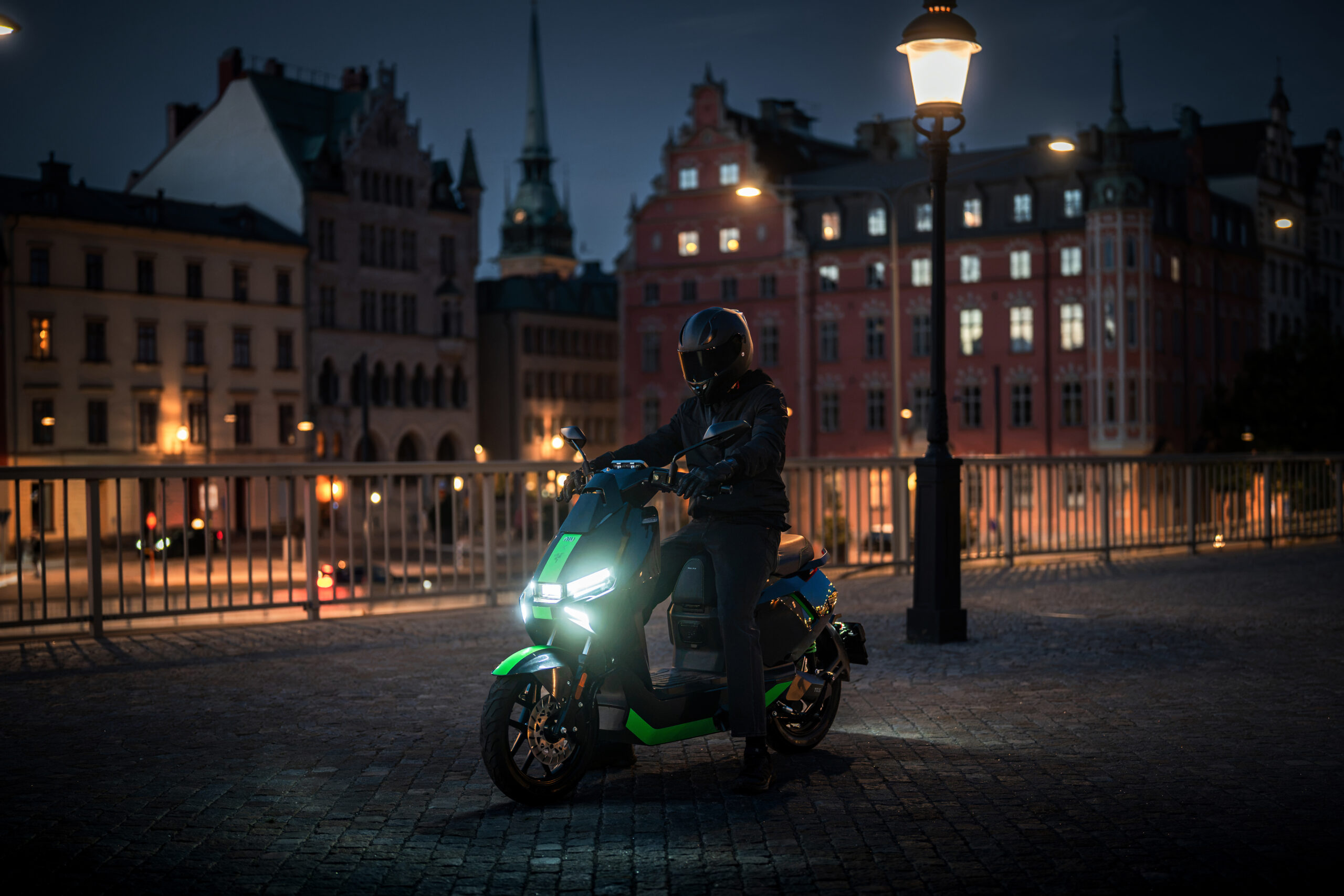 NIU FQiX 150 - Sondermodell Razer - Online bei NIU erhältlich – Bild 11